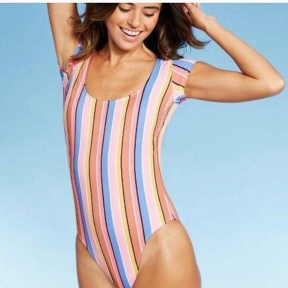 NWT Sz M Cap sleeve one piece swimsuit - Picture 2 of 7